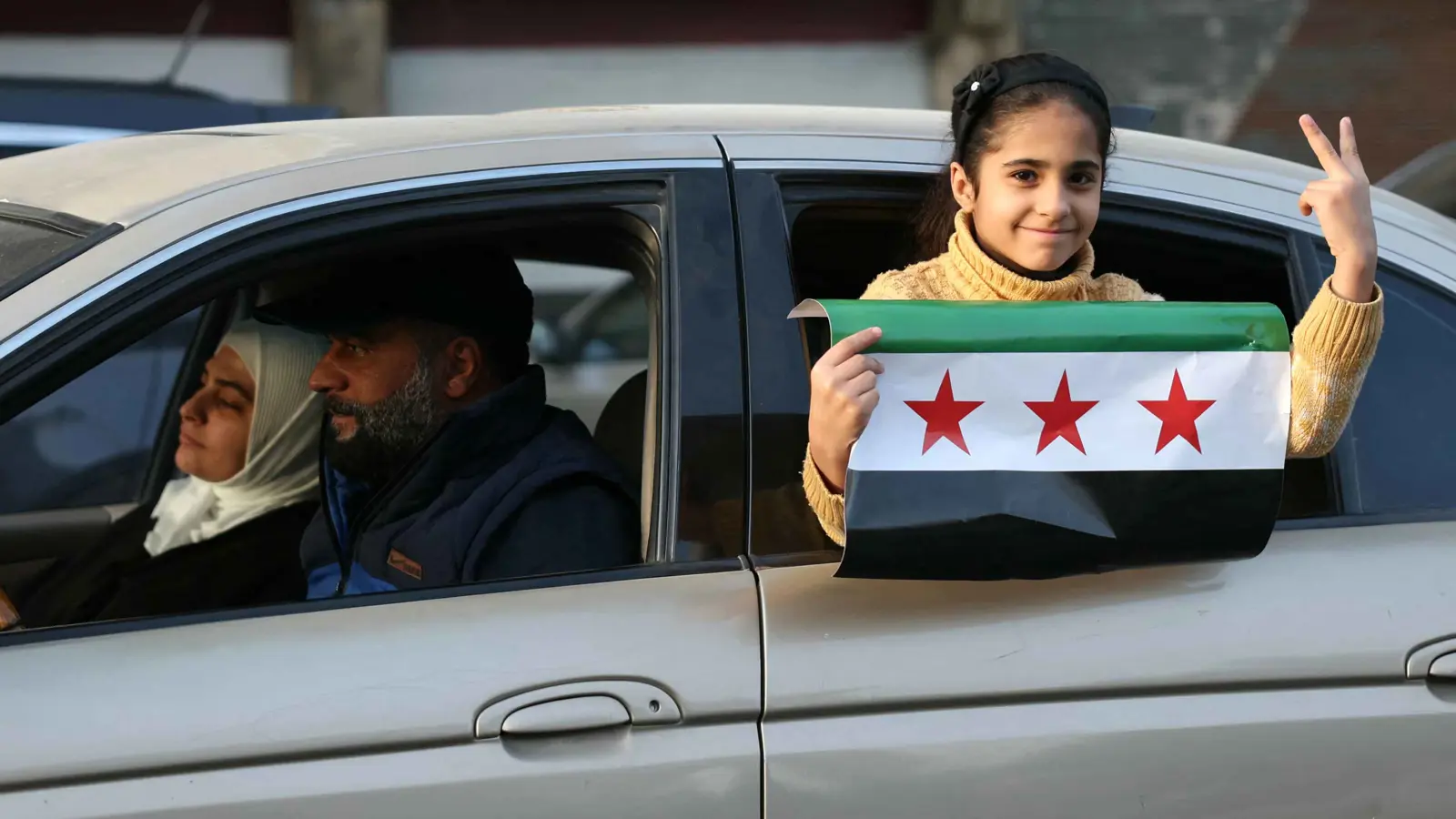 سوريا.. دستور جديد خلال 6 أشهر وانتخابات بإشراف أممي