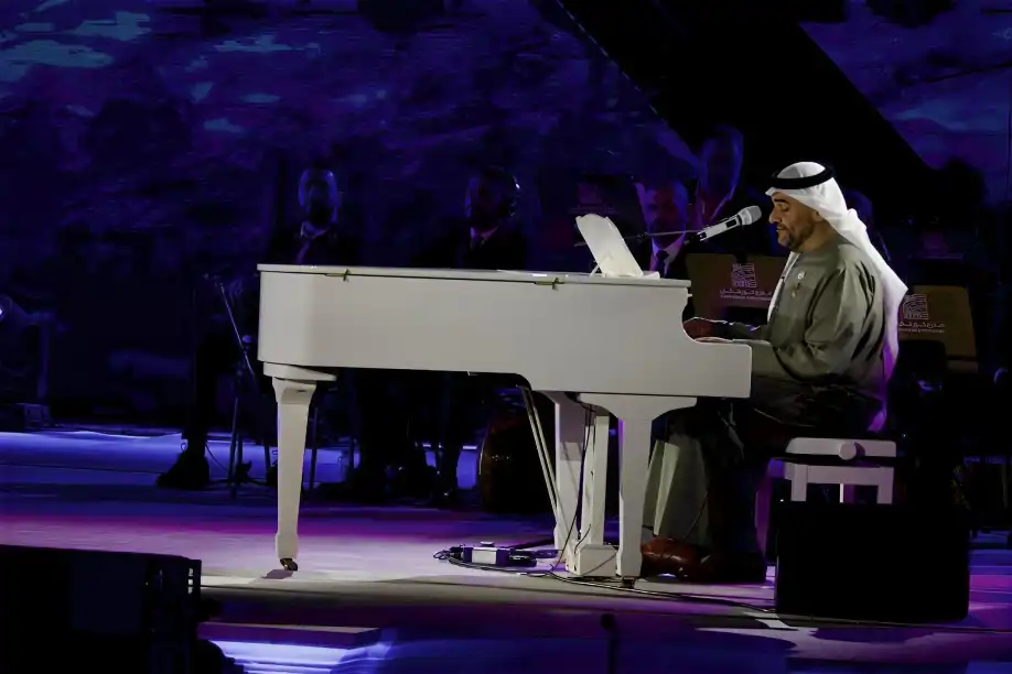 الفنان حسين الجسمي