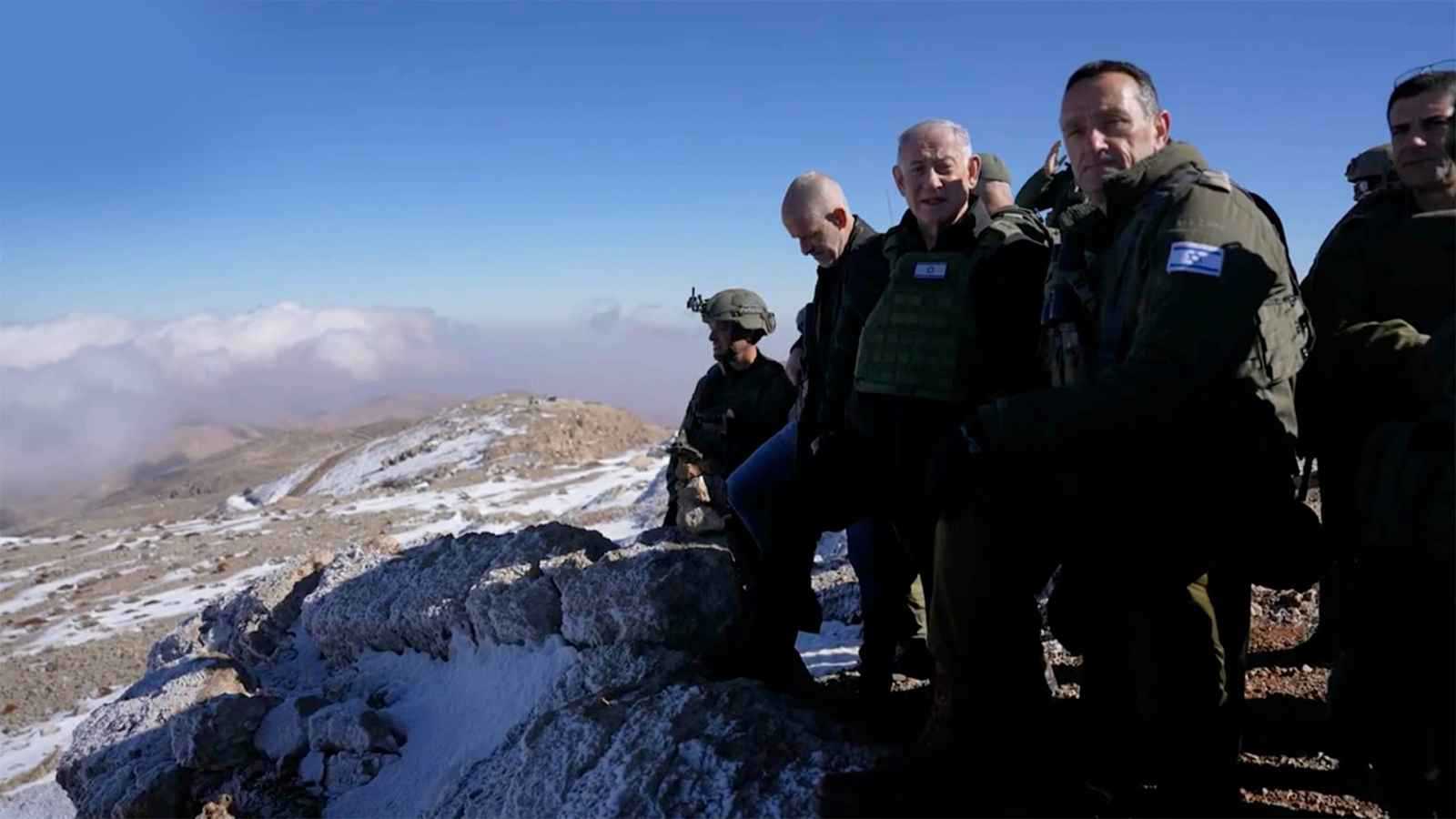 الإنجاز الأهم منذ 1967.. إسرائيل تُحكم رقابتها على دمشق وبيروت من "رخلة"