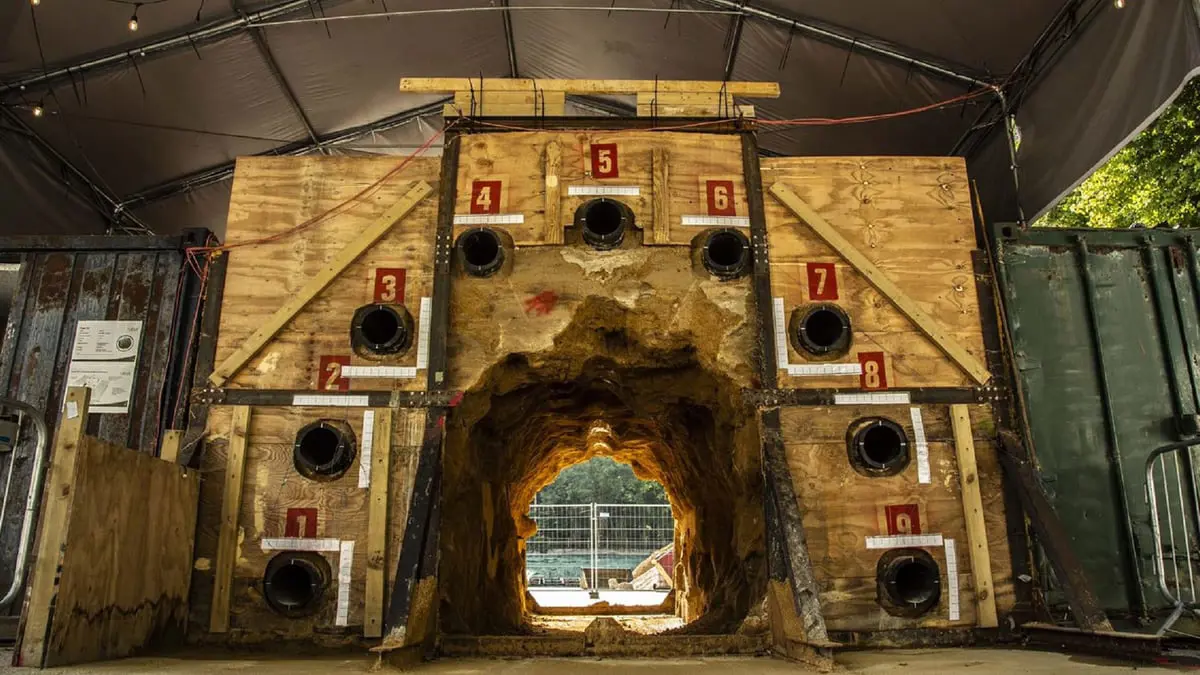 الروبوتات تبني أول نفق في العالم دون تدخل بشري