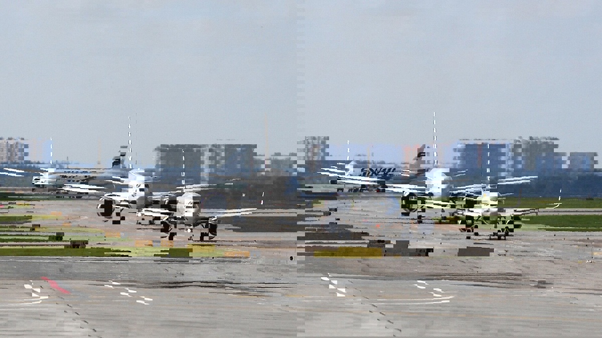 اصطدام طائرتين في مطار بضواحي موسكو 