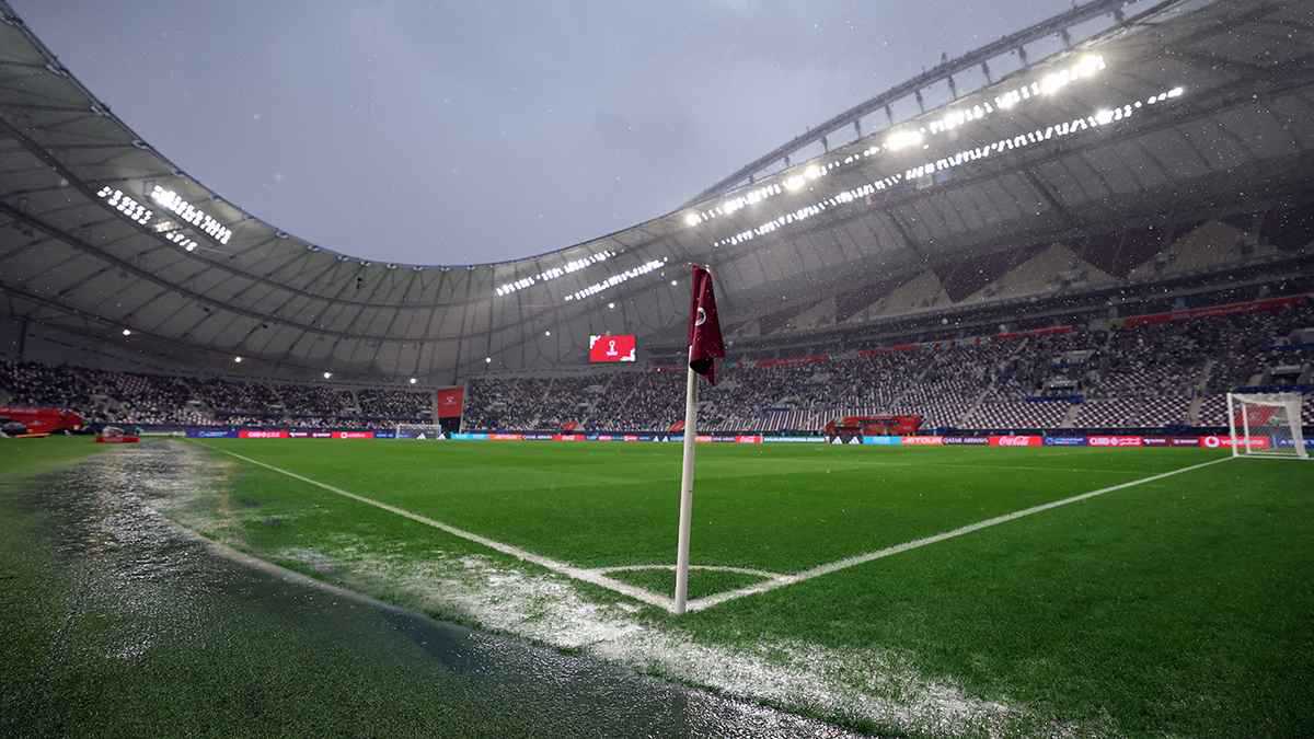 تأجيل مباراة السعودية والإمارات "حتى إشعار آخر".. ومصير نهائي كأس العرب