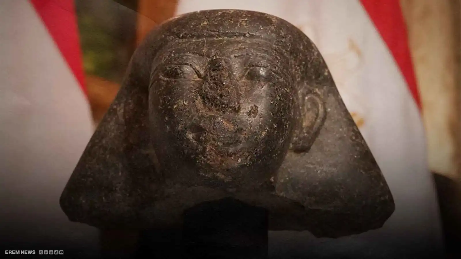 "الكنز المنهوب".. هولندا تعيد قطعة أثرية عمرها 3500 عام إلى مصر (فيديو إرم)