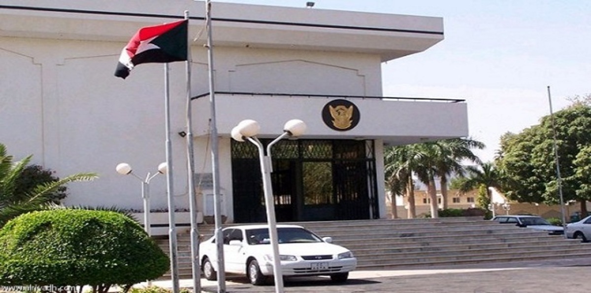 السودان.. ترحيب شعبي واسع بقطع العلاقات مع إيران