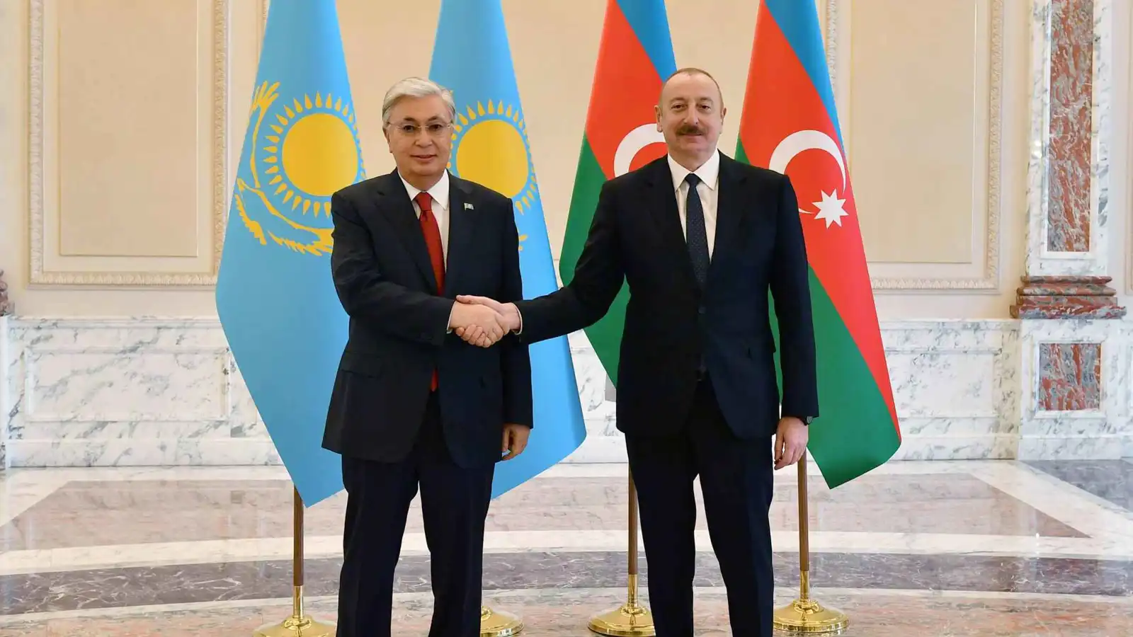 تحالف أذربيجان وكازاخستان يرسم ملامح "أوراسيا الجديدة" بلا وصاية روسية