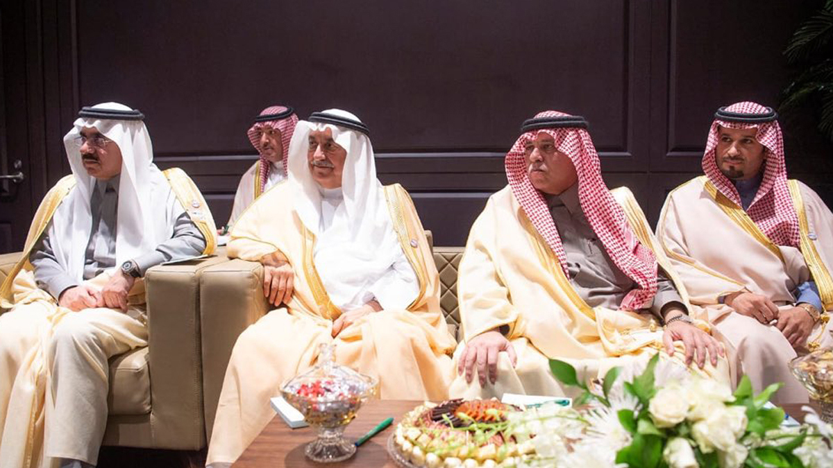 في أول مشاركة له كوزير للخارجية.. إبراهيم العساف يفاجئ السيسي في ختام قمة شرم الشيخ (فيديو)