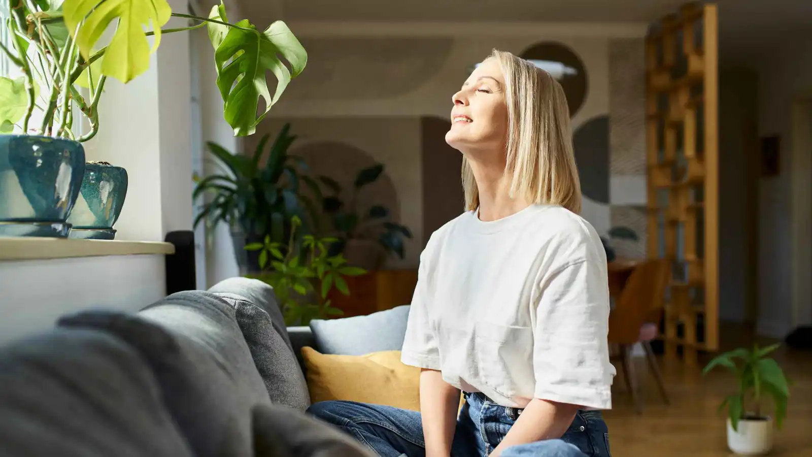 هل يمكن الحصول على فيتامين D من خلف الزجاج؟