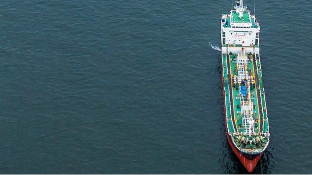 قراصنة يخطفون 19 شخصًا من طاقم ناقلة نفط قبالة نيجيريا