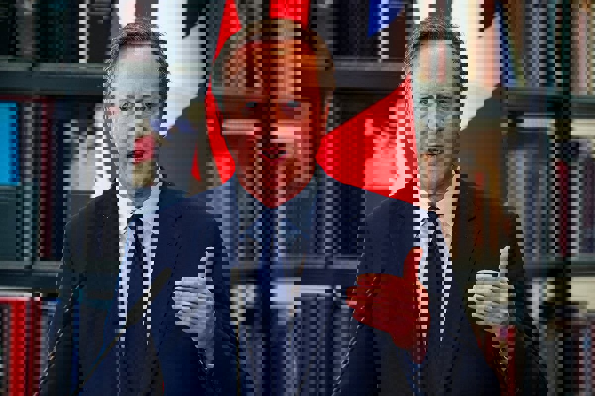 شابان روسيان ينشران مقطع خدعة أوقعا فيها وزير خارجية بريطانيا (فيديو)