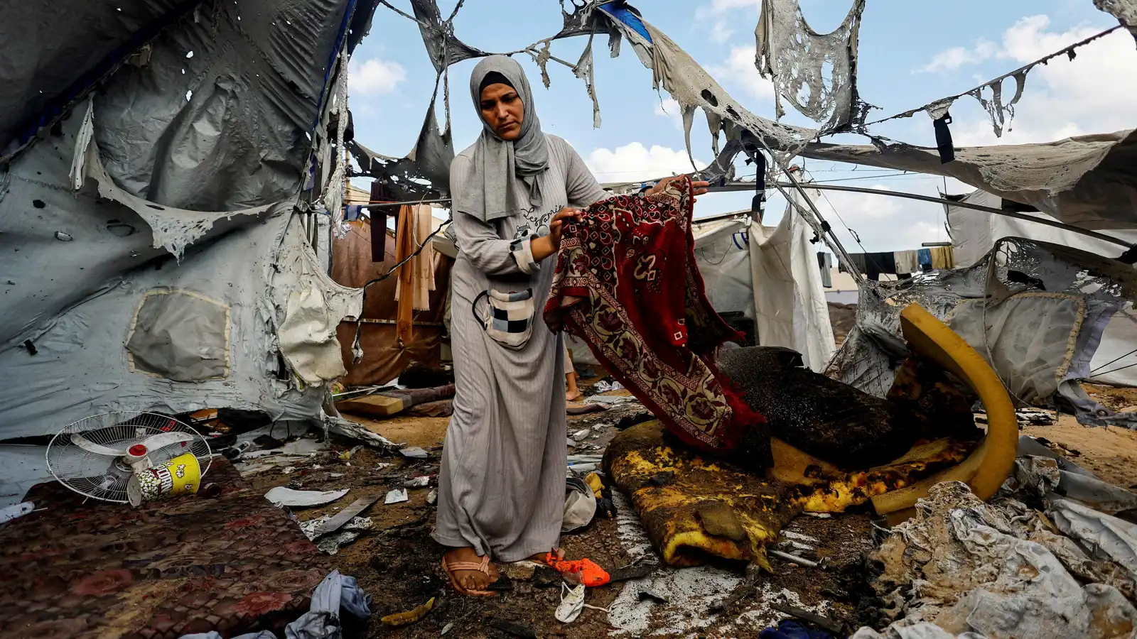 الجيش الإسرائيلي ينفذ عمليات نسف واسعة شرق مدينة غزة