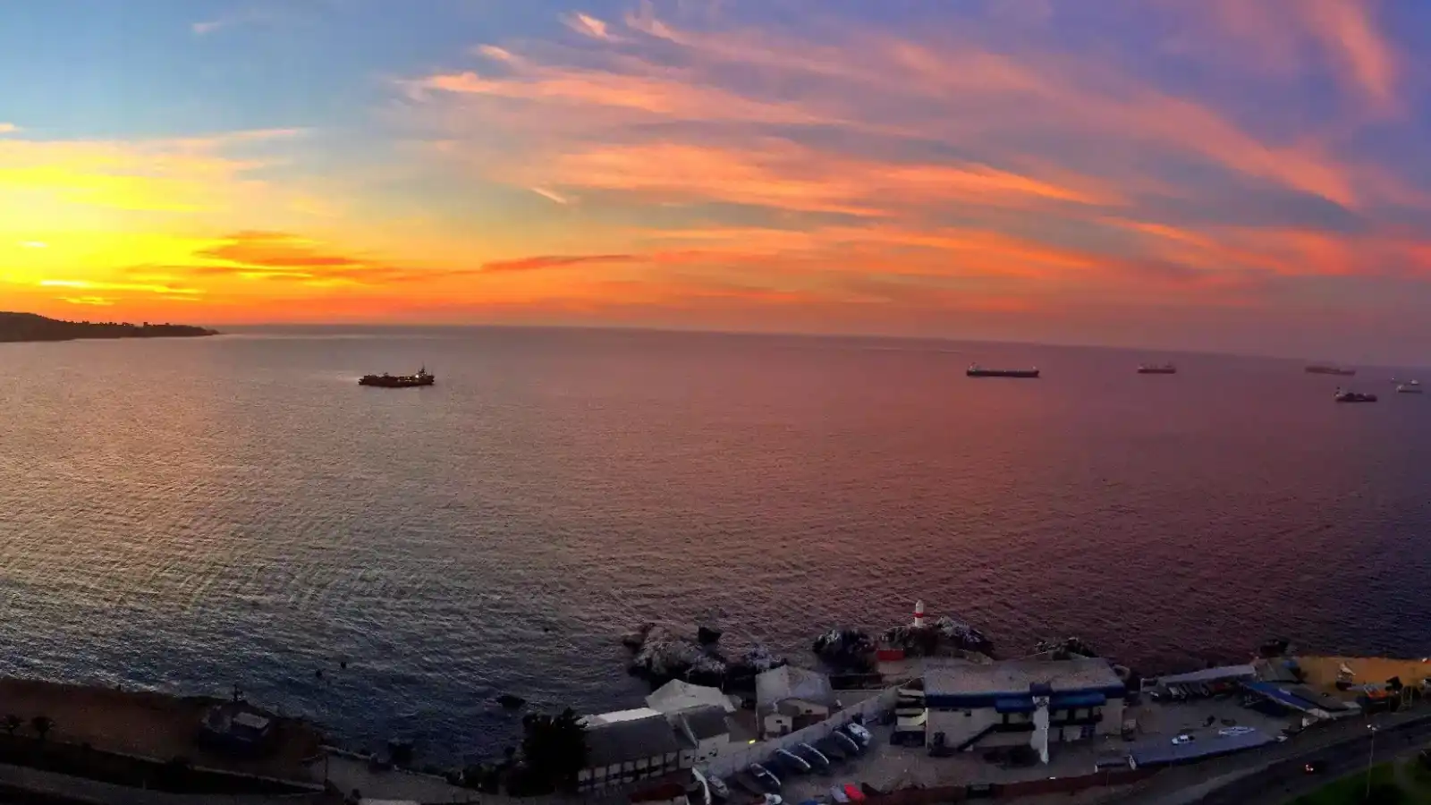 رفع تحذير تسونامي بعد زلزال قوي قبالة سواحل أمريكا الجنوبية