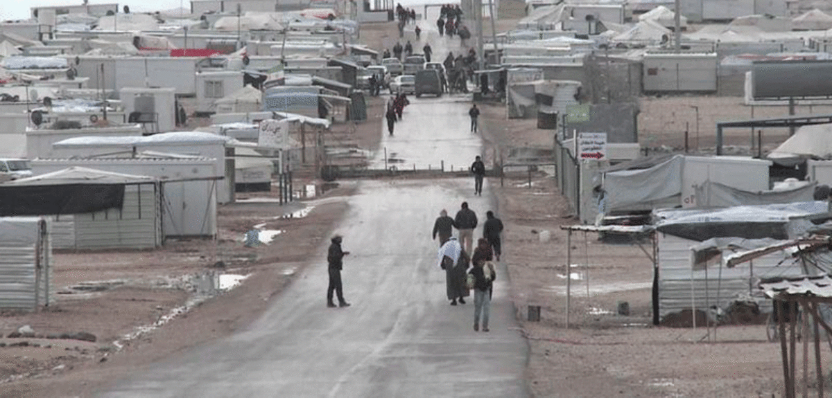 32 قتيلًا في هجوم لداعش على مخيم للاجئين بسوريا