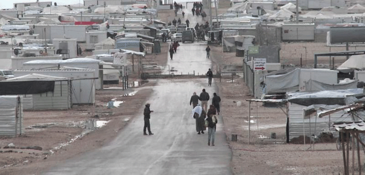 32 قتيلًا في هجوم لداعش على مخيم للاجئين بسوريا