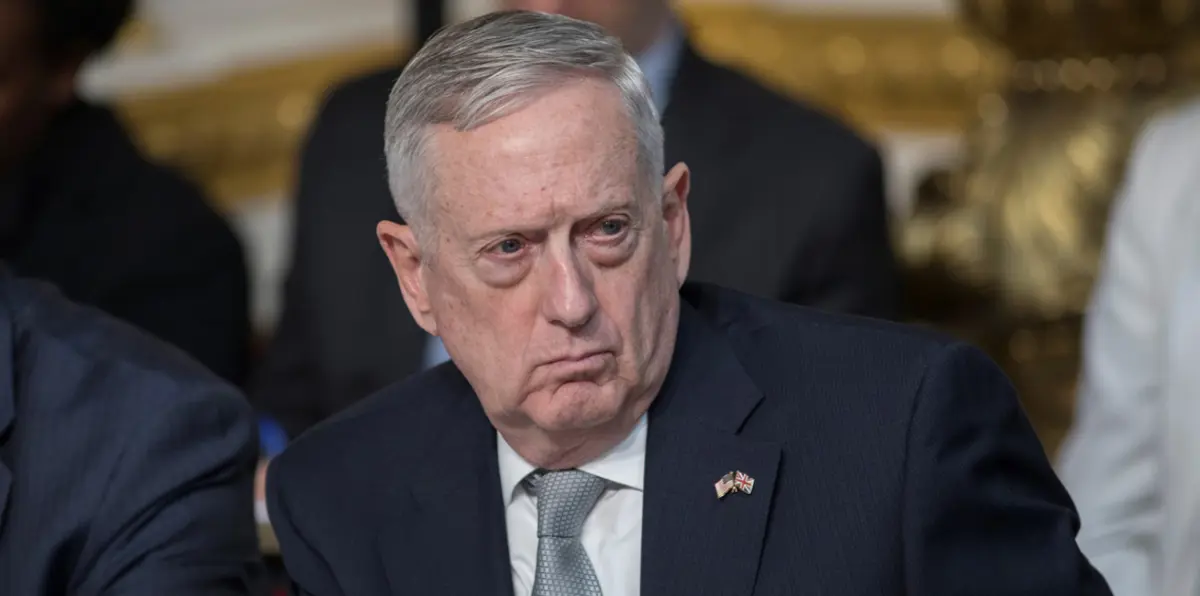 ماتيس: سنقبل باستسلام عناصر داعش في الرقة