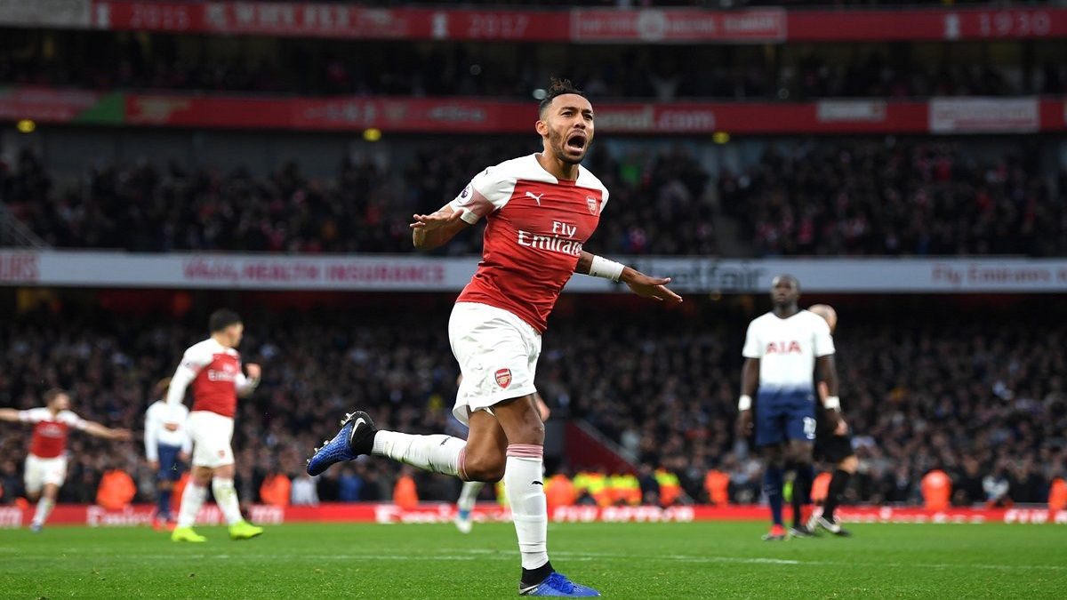 هل يكون أوباميانغ كلمة السر في انتقال يوفيتش إلى آرسنال؟