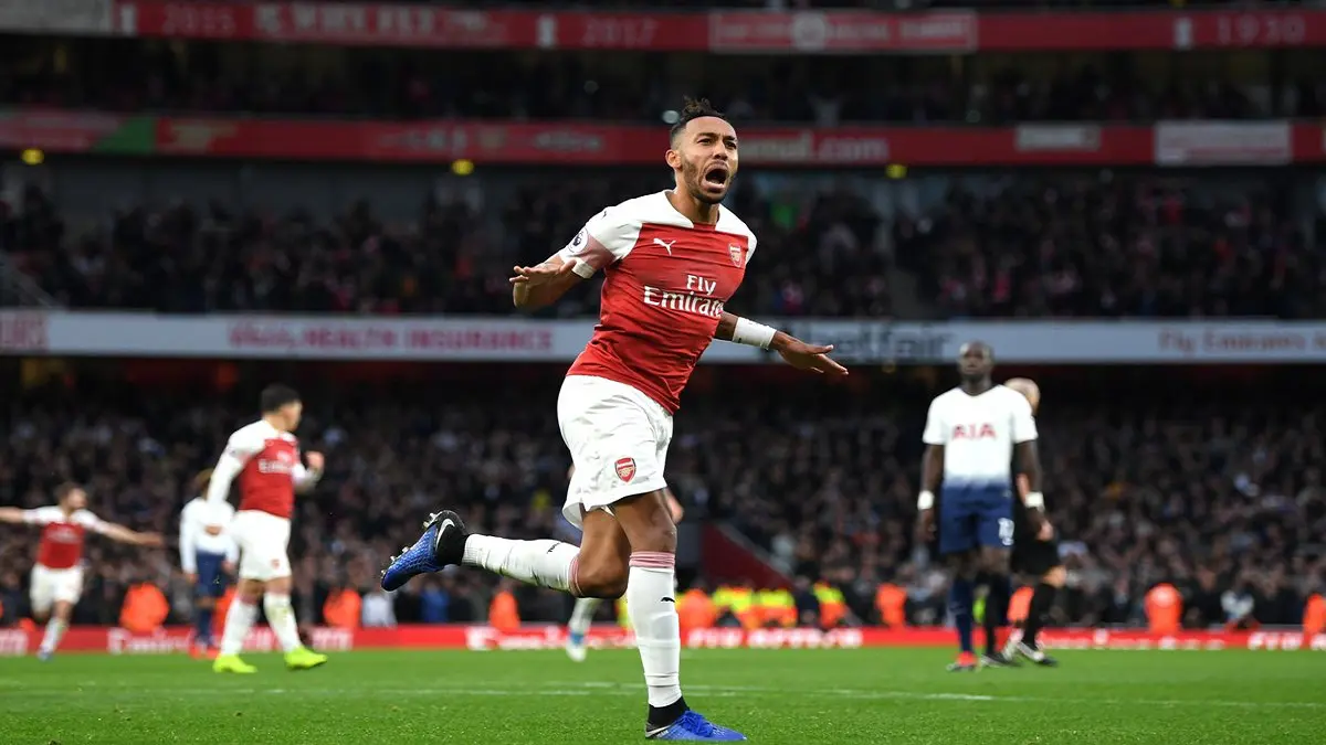 هل يكون أوباميانغ كلمة السر في انتقال يوفيتش إلى آرسنال؟