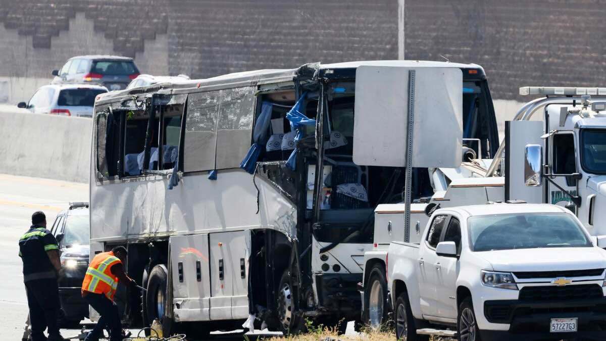 32 إصابة بحادث تصادم في لوس أنجلوس (فيديو)