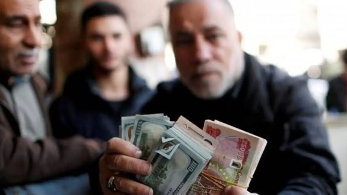 بعد سلسلة إجراءات.. هل تُنهي الحكومة العراقية التعاملات بالدولار؟