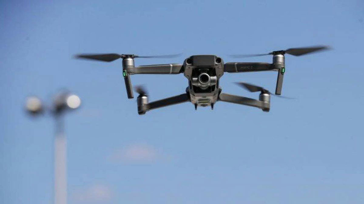 بالطائرات المُسيرة والفحوص .. الهند تكافح لإبعاد كورونا عن عشوائيات مومباي‎