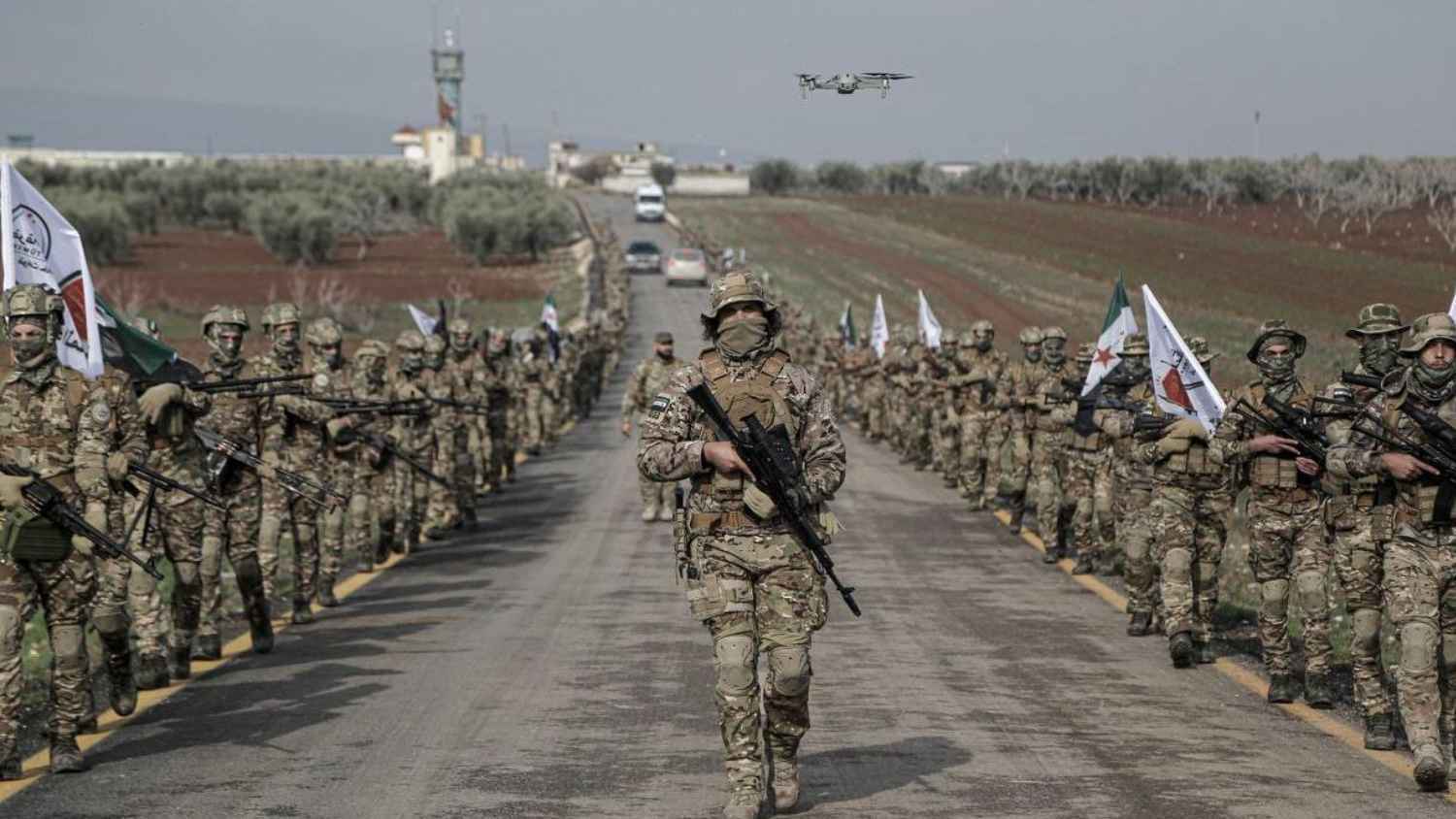 ما الأسلحة التي تمتلكها "هيئة تحرير الشام" والفصائل المتحالفة معها؟