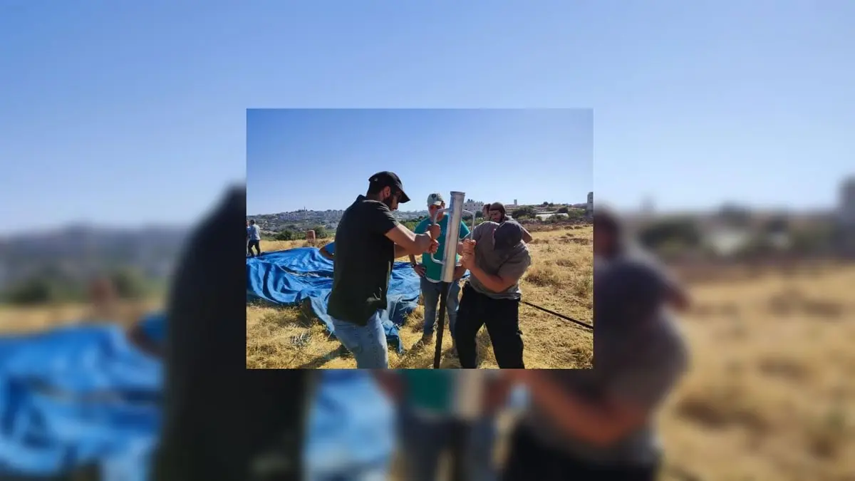 مستوطنون ينصبون خياما على أراض غرب سلفيت للاستيلاء عليها‎‎
