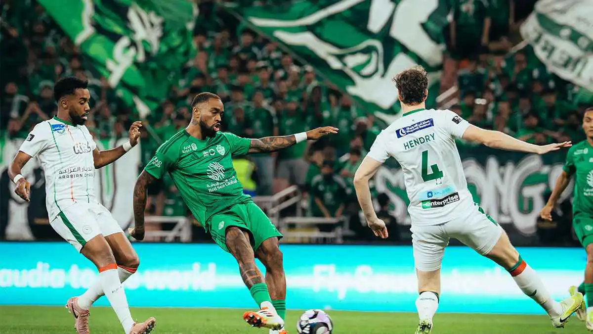 لماذا لا يهدر إيفان توني ضربات الجزاء نهائيا؟