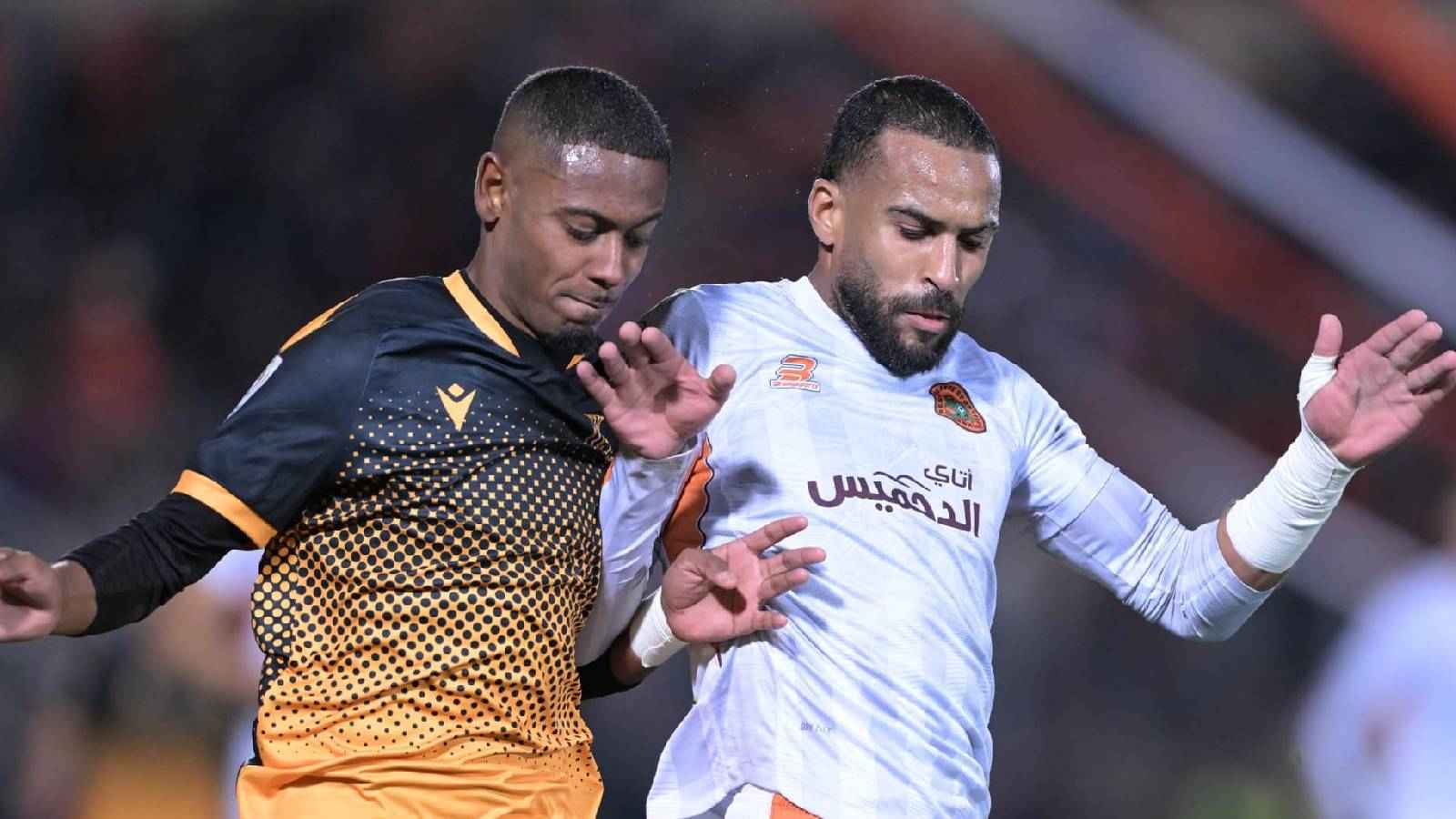 نهضة بركان يتوج بالدوري المغربي لأول مرة في تاريخه