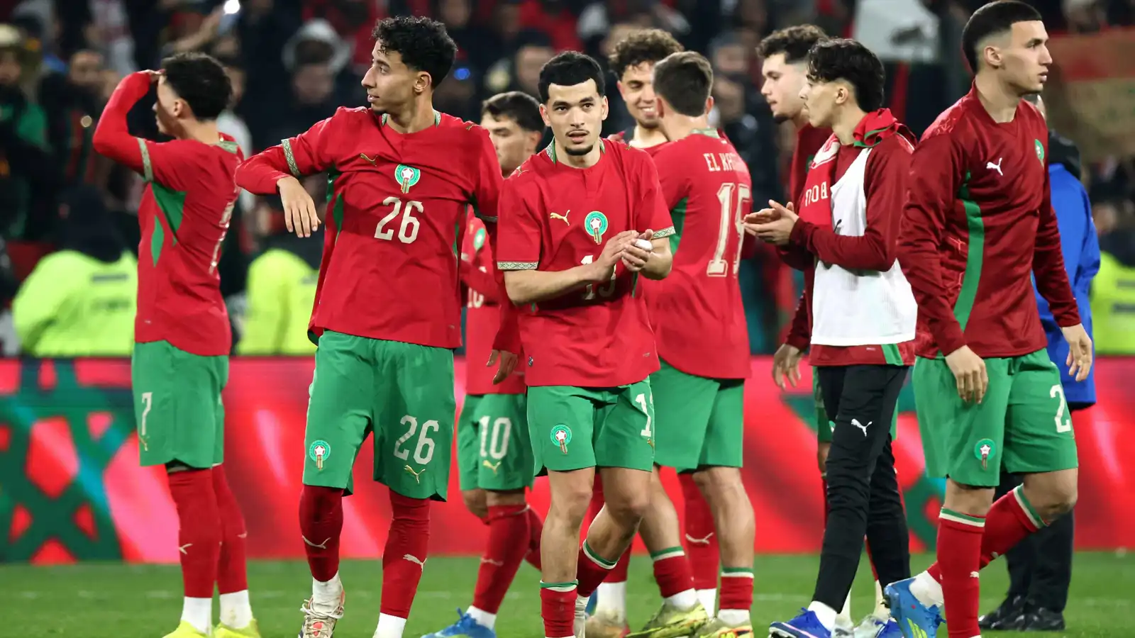 نجما المغرب والجزائر ينافسان على جائزة أفضل لاعب إفريقي بالدوري البلجيكي