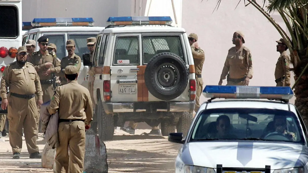 مقتل حارس مركز تجاري في الأحساء السعودية بسبب "كمامة" (صور)