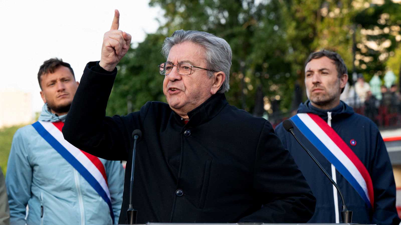 "الاعتراف بالدولة لا يكفي".. حزب يساري يدعو إلى تدخل عسكري فرنسي في غزة