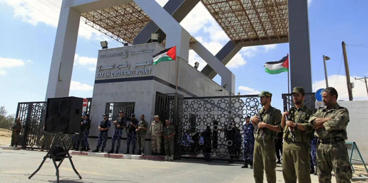 وفد من قادة الفصائل وسلطة الطاقة يغادر غزة إلى القاهرة‎