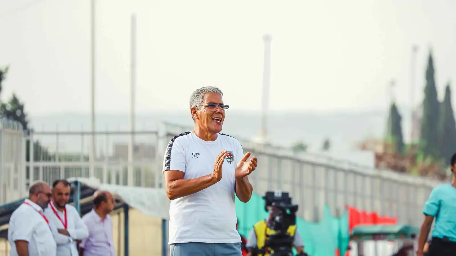 مدرب الملعب التونسي يلوّح باستقالته بعد الخروج من كأس الكونفدرالية