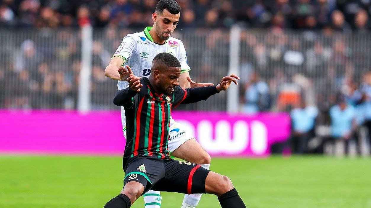 صدام بدوري الأبطال.. الرجاء والجيش يطمحان لإعادة الكرة المغربية لواجهة إفريقيا