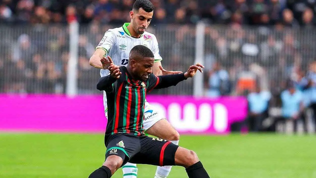 صدام بدوري الأبطال.. الرجاء والجيش يطمحان لإعادة الكرة المغربية لواجهة إفريقيا