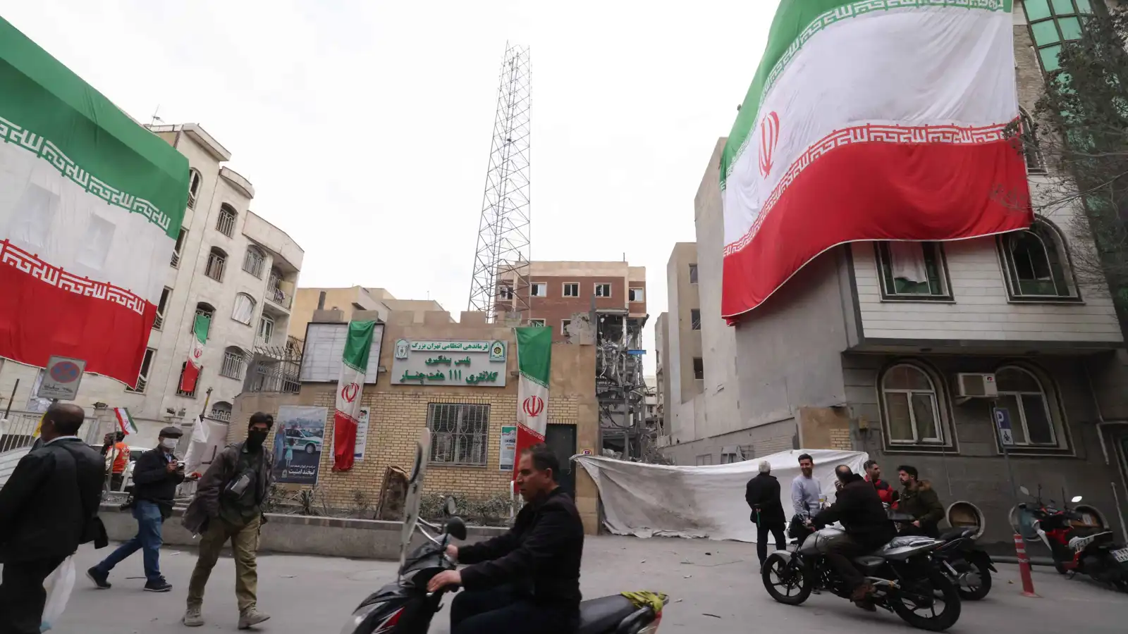 روسيا والصين تراقبان.. حرب إيران تكشف حدود علاقات طهران الدولية