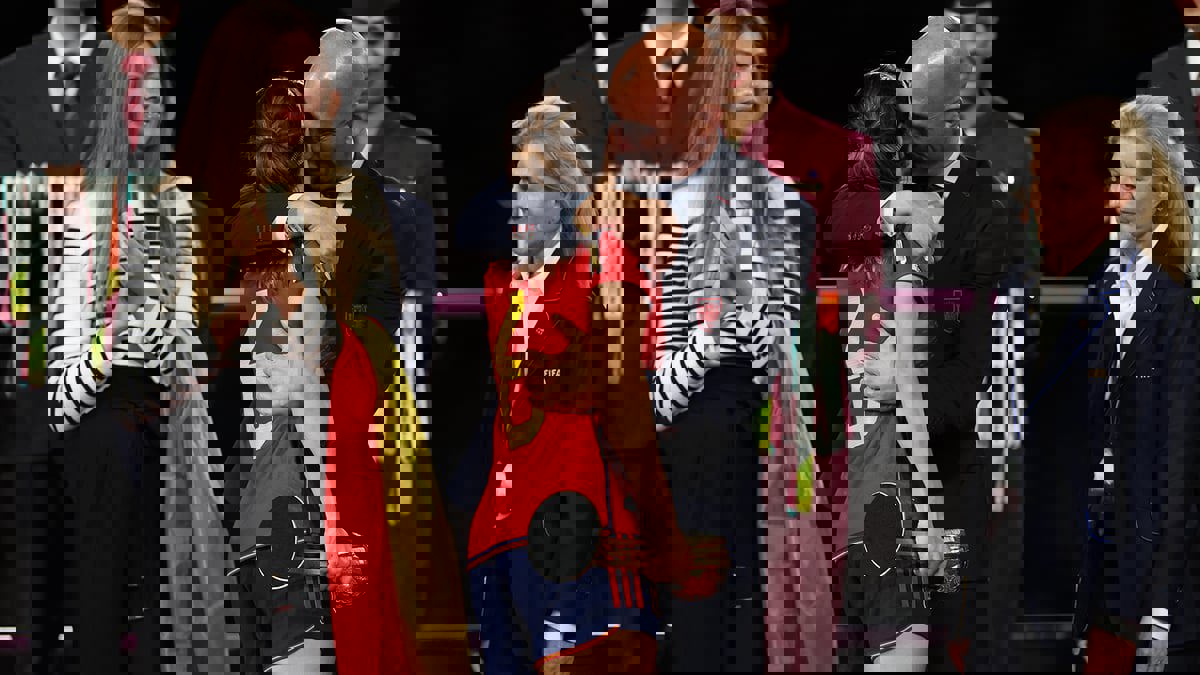 سبب هروب لويس روبياليس إلى الدومينيكان