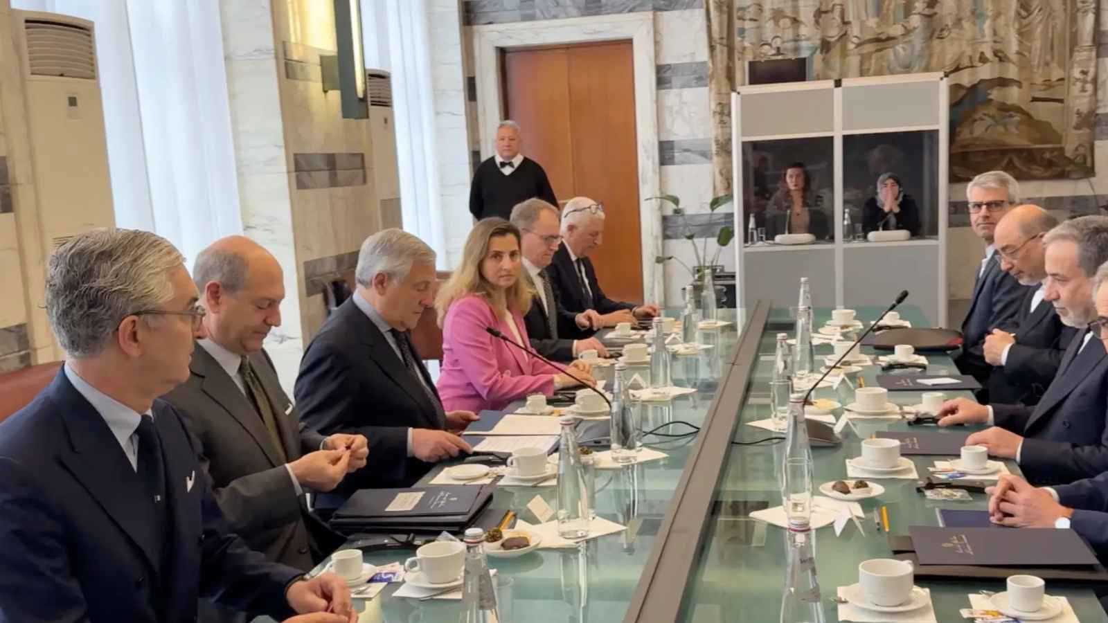 إيران تعلن إمكانية إجراء محادثات نووية مباشرة مع أمريكا بـ"شروط"