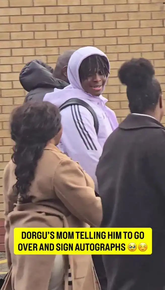 حديث باتريك دورغو مع والدته