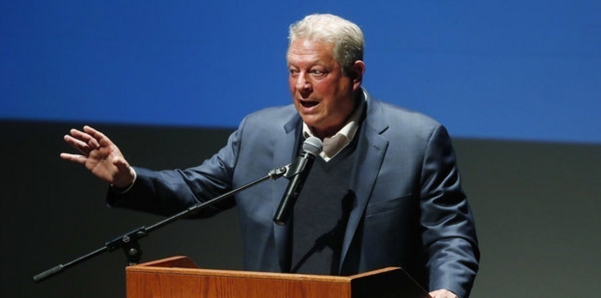 نائب الرئيس الأمريكي السابق آل غور يقدم فيلمًا حول البيئة في مهرجان "كان"