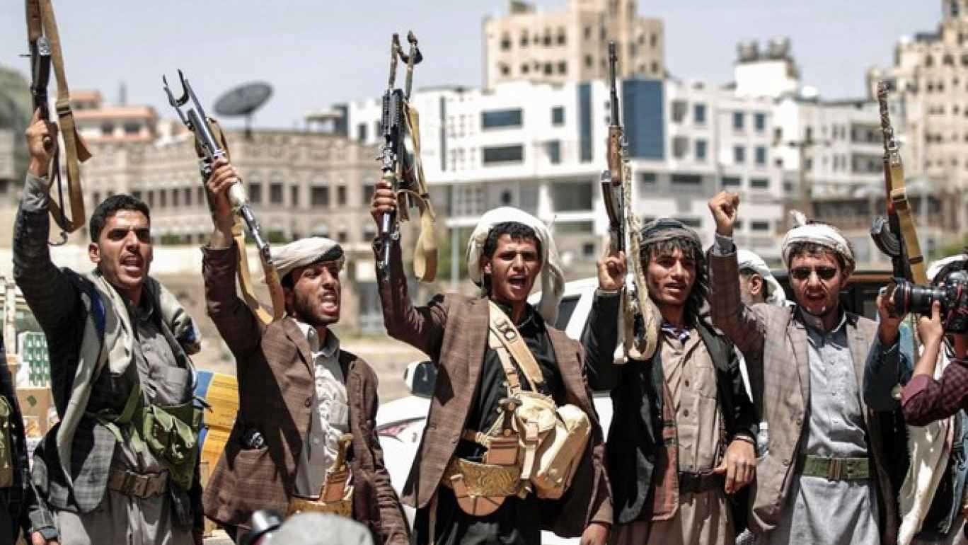 صراع خفي داخل المنظومة الحوثية.. معركة نفوذ بين "وقائي" صعدة و"كرار" صنعاء