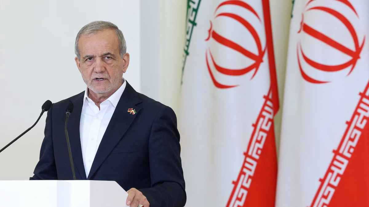 بزشكيان: مواجهة الضغوط الخارجية والداخلية تتطلب جهداً متضافراً