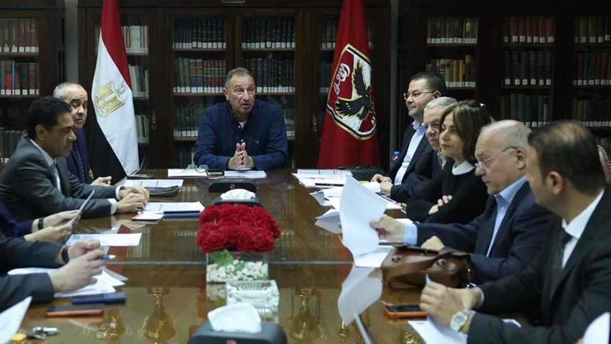 ليس فريق الكرة.. أول ظهور رسمي للخطيب منذ خسارة الأهلي المصري أمام الترجي 