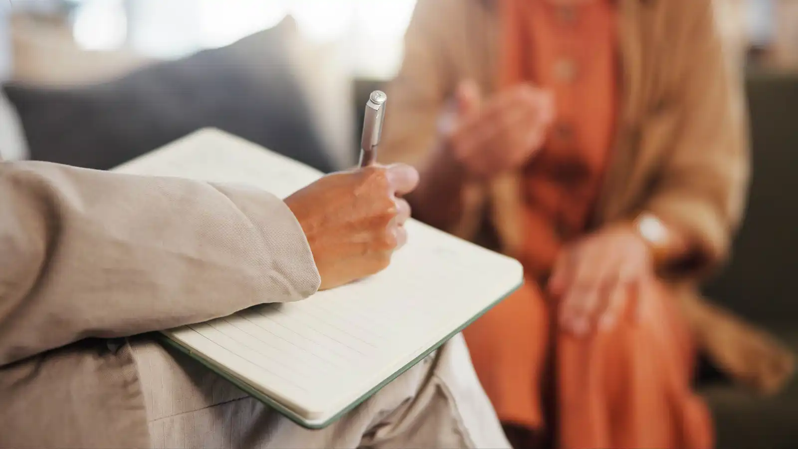 علامات تدل على إصابتك باضطراب نفسي.. لا تتجاهلها