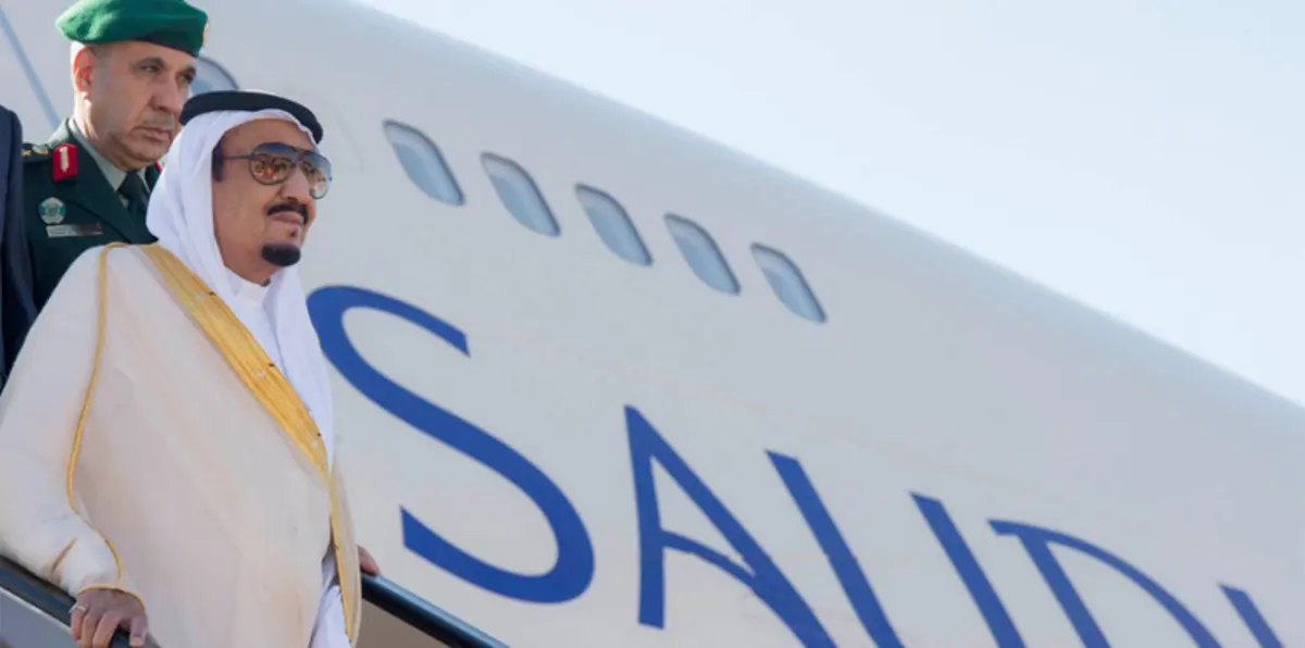 الملك سلمان يصل المغرب في زيارة خاصة (صور)