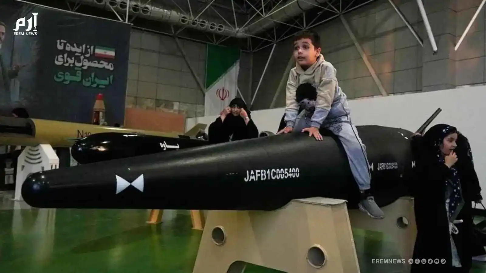 من المدارس إلى الجبهات.. الحرس الثوري يجنّد الأطفال (فيديو إرم)