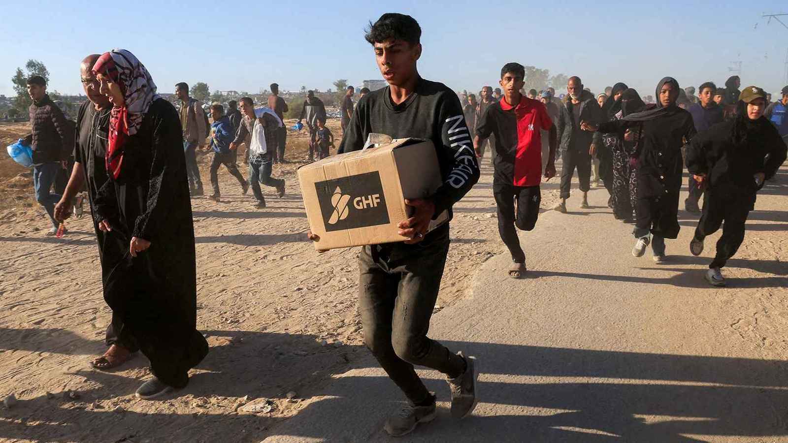 يميني مقرب من ترامب.. "غزة الإنسانية" تعين رئيسًا جديدًا لها