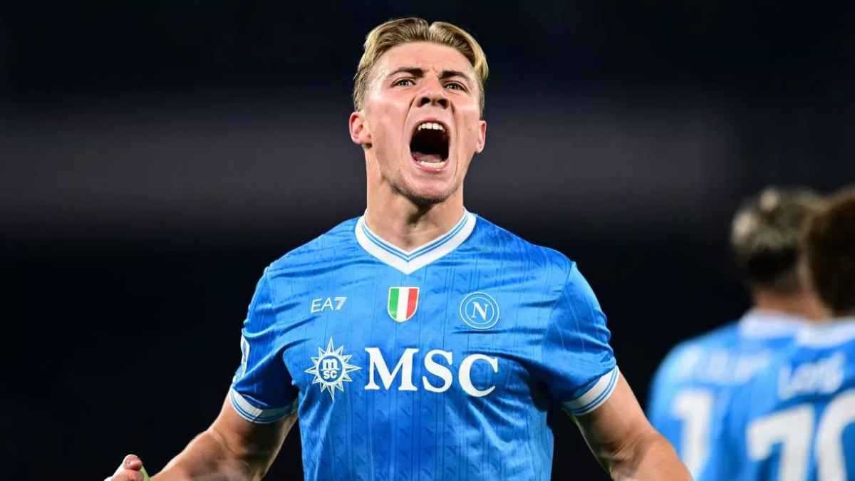 لن أرفض أبدًا.. نجم نابولي يفتح الباب أمام انتقاله إلى الدوري السعودي