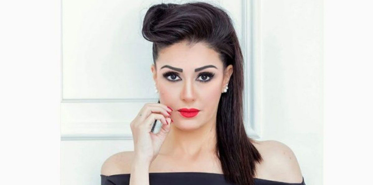 غادة عبدالرازق على انستغرام.. من فيديو فاضح واعتذار إلى كسر بالقدم (صورة)