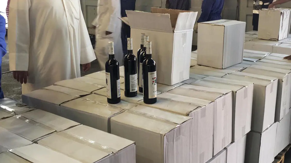 الكويت.. خمور مغشوشة تتسبب بوفاة 4 وإصابة آخرين أحدهم فقد بصره
