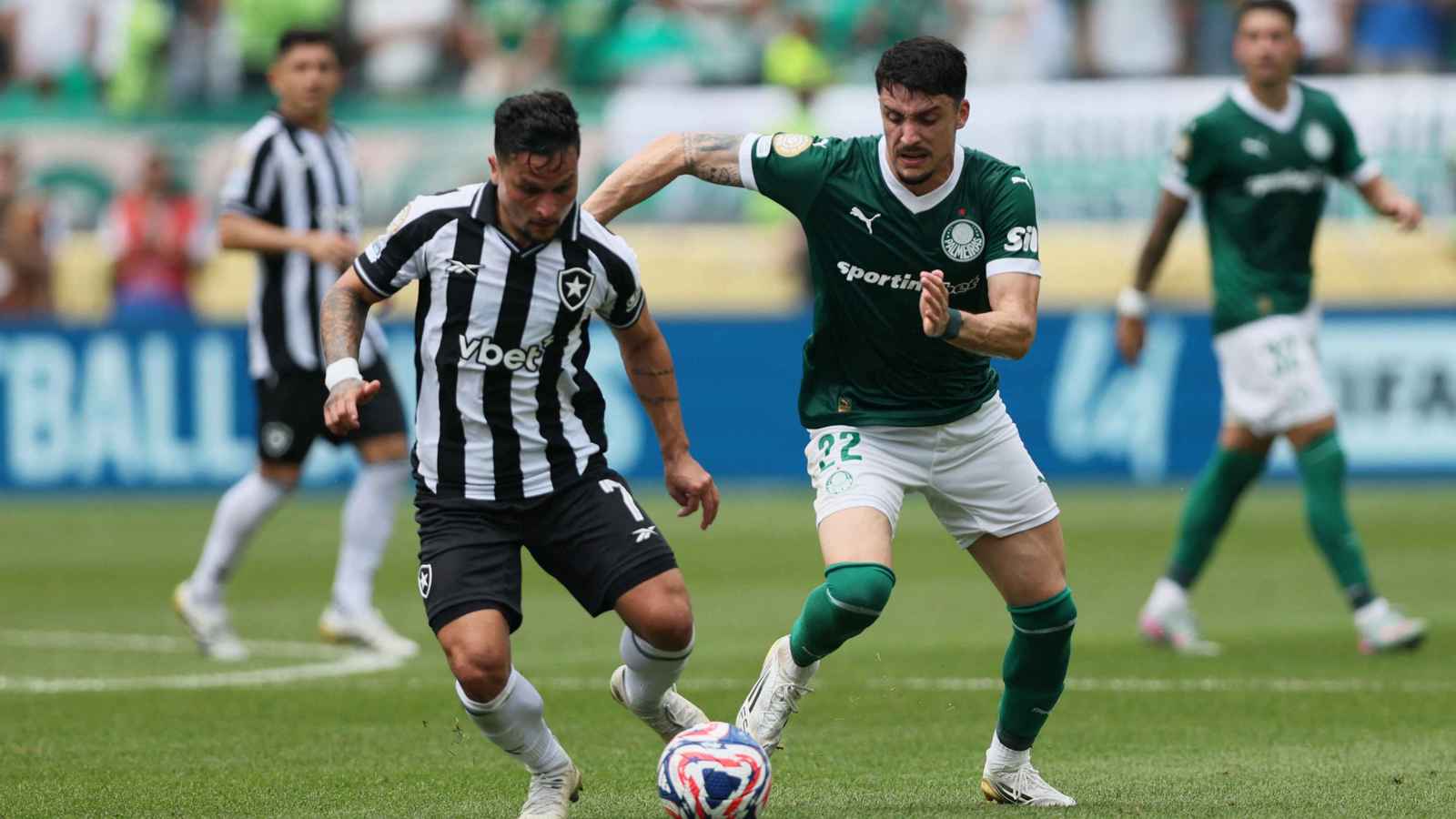 بالميراس أول المتأهلين لربع نهائي كأس العالم بعد الفوز على بوتافوغو (فيديو)